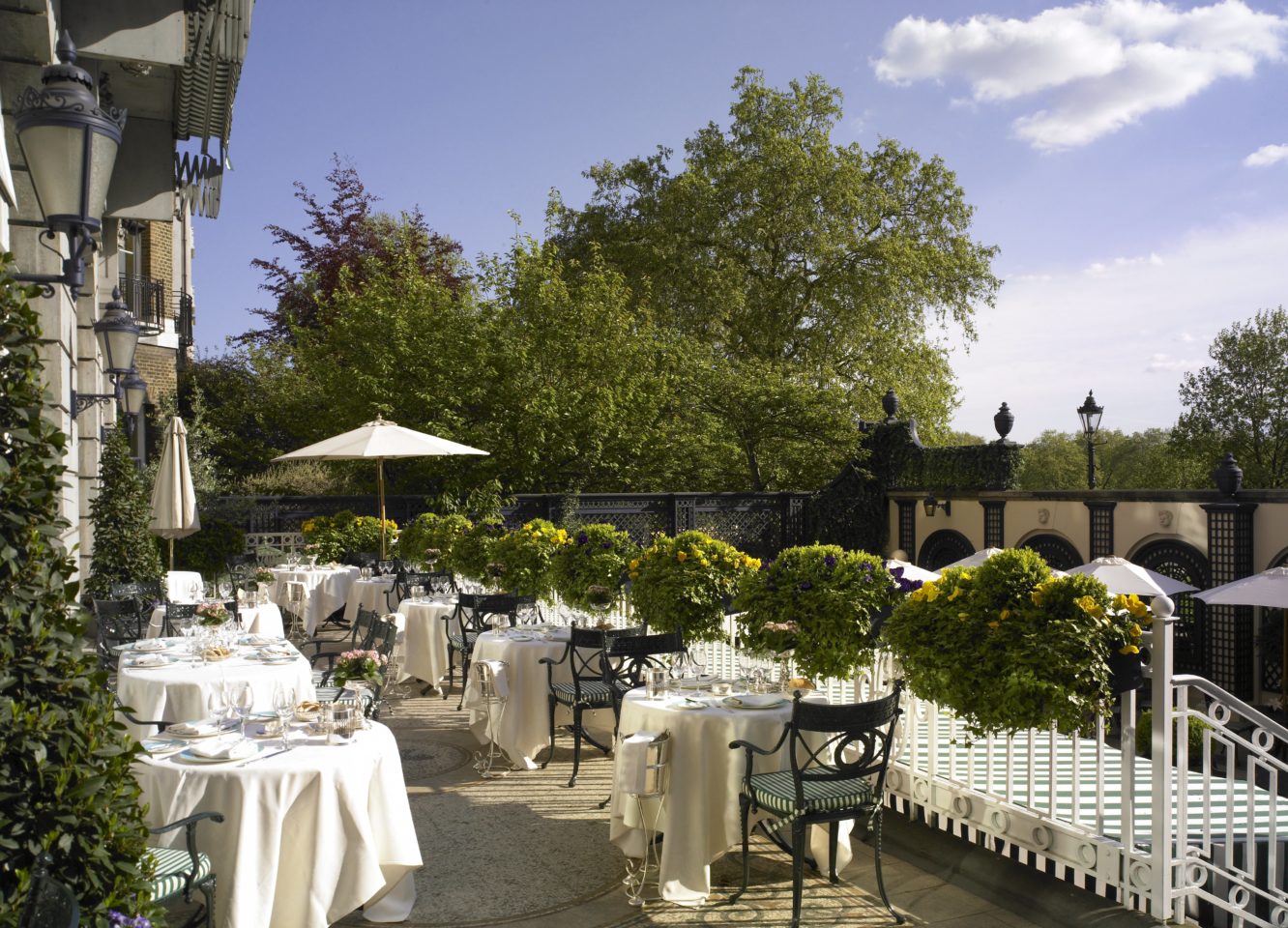 The Most Luxurious Outdoor Dining in London - Luxury Restaurant Guide